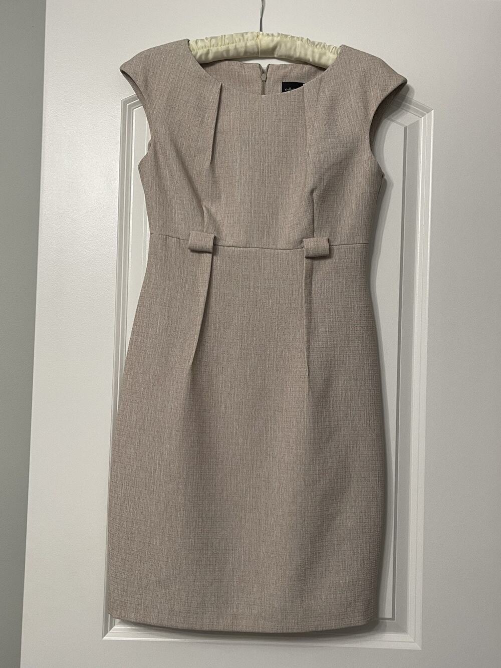 90s Minimalist Sheath Dress Office Siren Corporate Core Connected Petite 4P Luxe